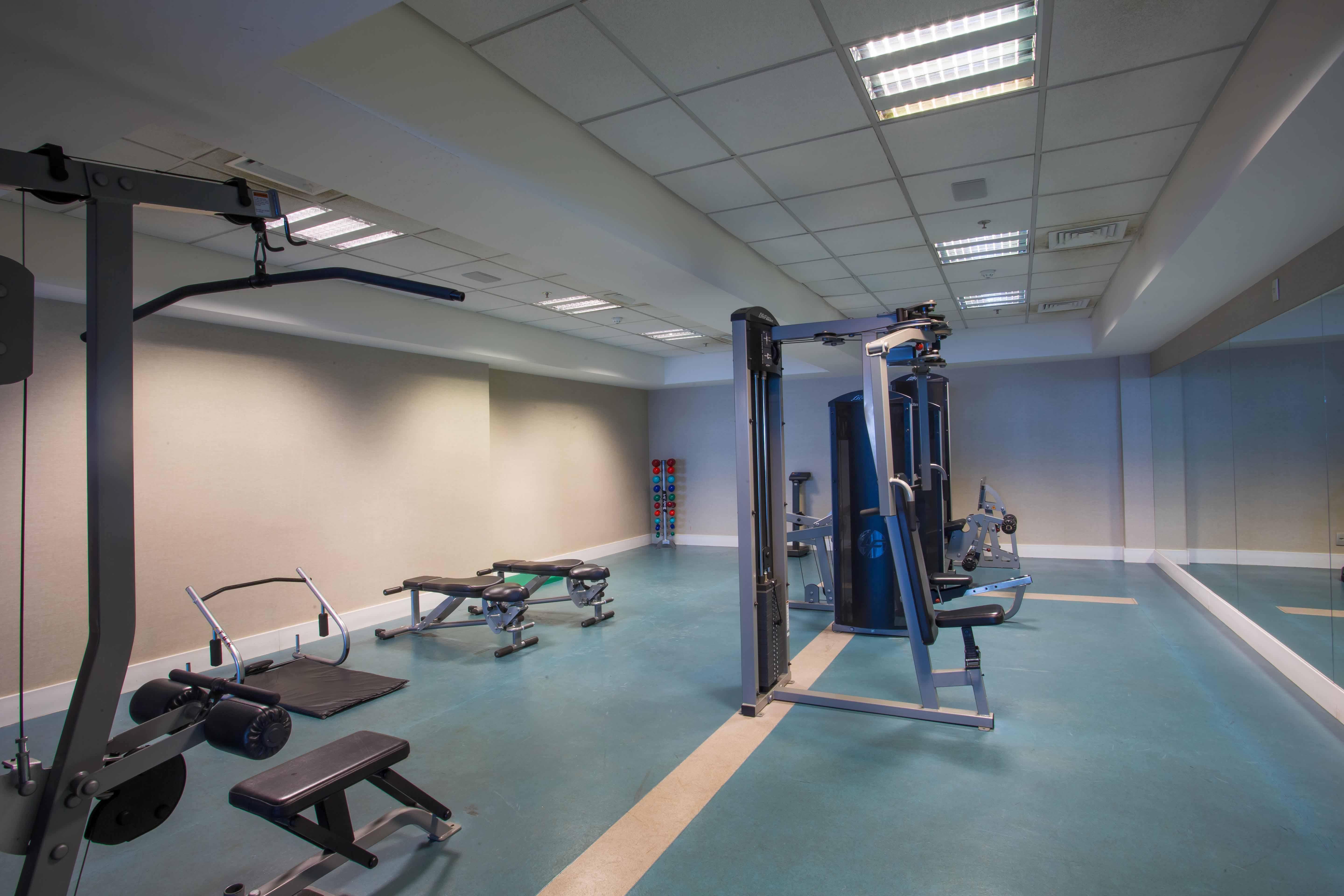 Grand Mercure Rio De Janeiro Copacabana Екстер'єр фото The gym at the hotel