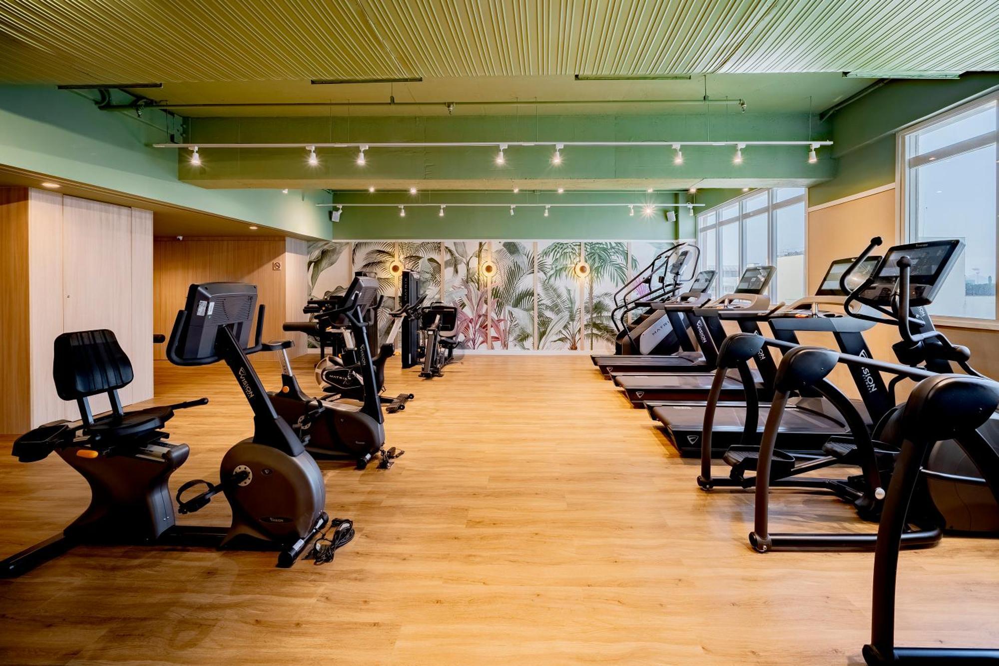 Grand Mercure Rio De Janeiro Copacabana Екстер'єр фото The gym at the hotel